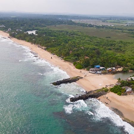 Autumn Moon Beach Cabanas Tangalle Exterior foto