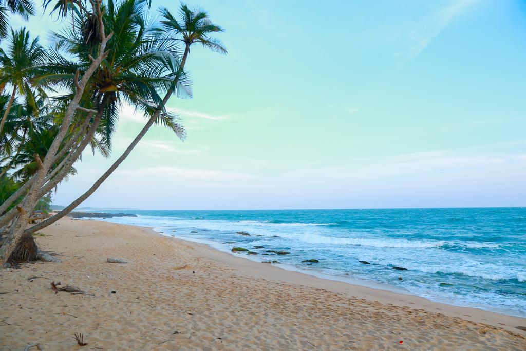 Autumn Moon Beach Cabanas Tangalle Exterior foto